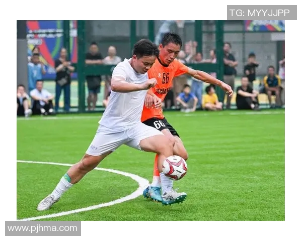 成都足球队防守分析:优缺点与未来改进方向探讨