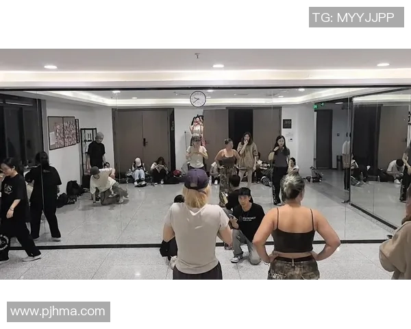 重庆街舞队创新防守策略引领街舞新潮流的深度解析