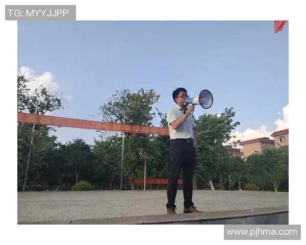 黄敏的排球生涯回顾与成长之路对话分享