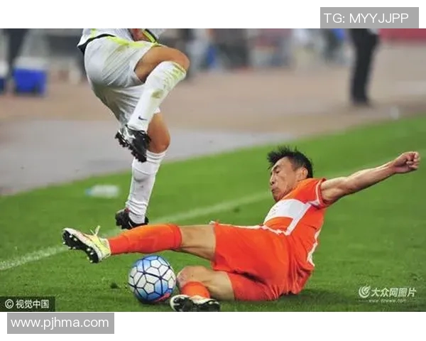 鲁能与广岛三箭精彩对决全场录像回放及赛后分析分享